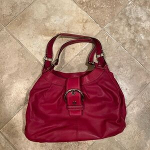 COACH handbag red shoulder bag leather Solid Zip Closure used brand Height 23cm